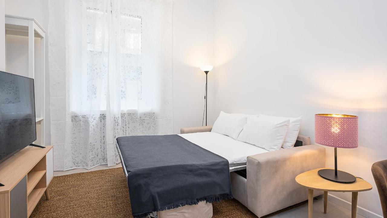 Classbnb - Due Moderni Appartamenti A 1Km Dall'Arco Della Pace Mediolan Zewnętrze zdjęcie