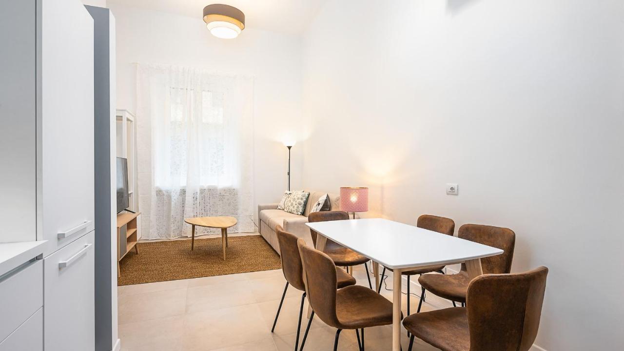 Classbnb - Due Moderni Appartamenti A 1Km Dall'Arco Della Pace Mediolan Zewnętrze zdjęcie